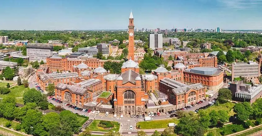 2022年英国大学本科录取门槛更新:伯明翰、杜伦、利兹、诺丁汉