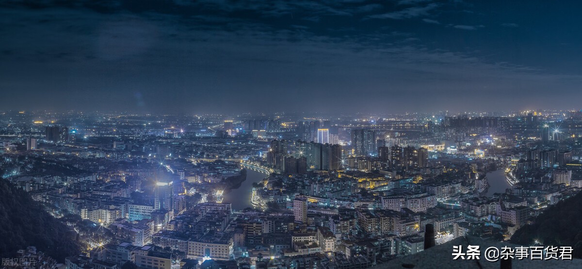 佛山和泉州最新的经济数据情况，佛山总量大，泉州人均高