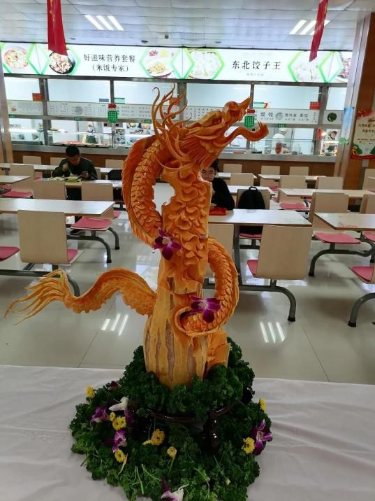 6米长蛋糕“免费”赠送！东北这所“吃饭”大学火了