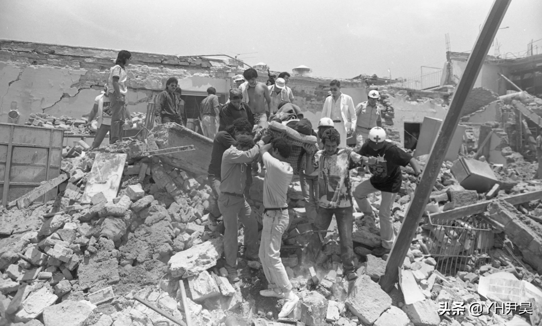 瓜达拉哈拉爆炸事故（1992年的墨西哥发生了什么？下水道爆炸，直接炸毁半个城市）