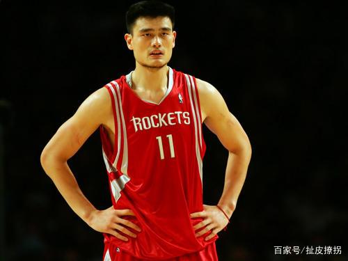 nba远投为什么不打板（上海小哥深夜练习抛锅，背后是CBA年轻球员最缺少的东西）