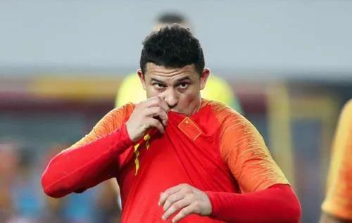 广州队或面临托管，恒大足校300小球员急需出路，中国足球怎么了