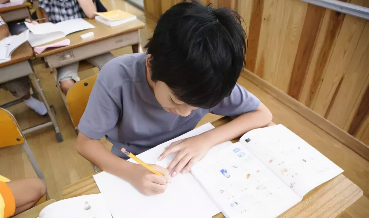 浙江省理科状元张振宇：高考749分，还被父亲嫌弃考得太差？