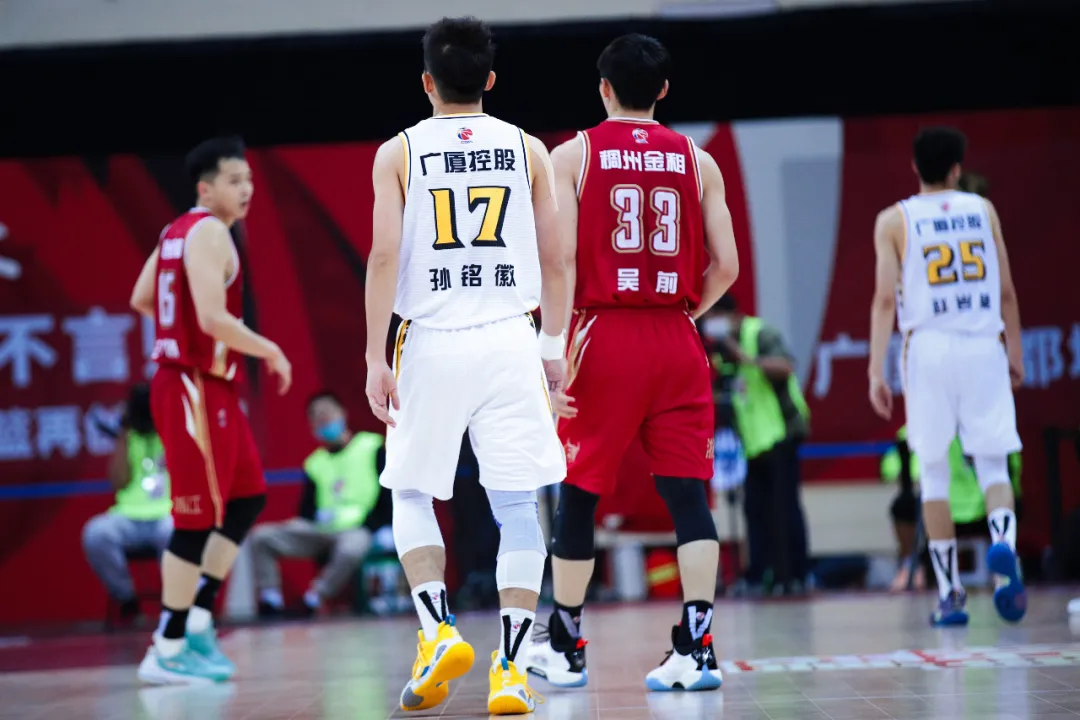 cba的鞋是哪个牌子的（CBA球鞋面面观｜李宁驭帅13 ？，本赛季出镜最多的球鞋）