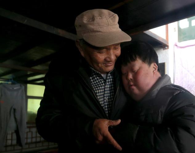 “天才指挥家”胡一舟：身患唐氏综合征，19岁凭音乐天赋一举成名
