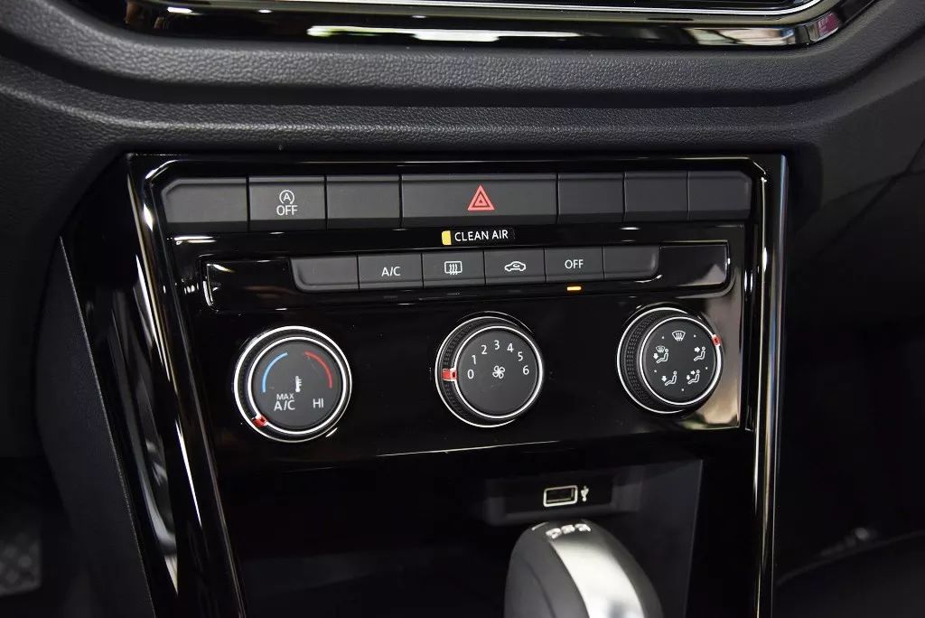 大众专为年轻人打造，这款SUV月销过万，明年引进敞篷版