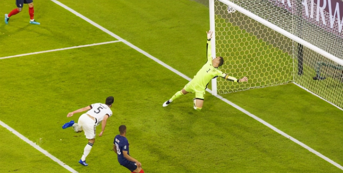 西班牙成为主角,门将上演花式乌龙大戏)