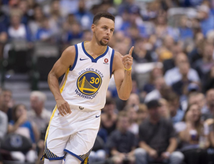 无上的荣耀！盘点现役NBA必进名人堂的十大球星：前三名无争议