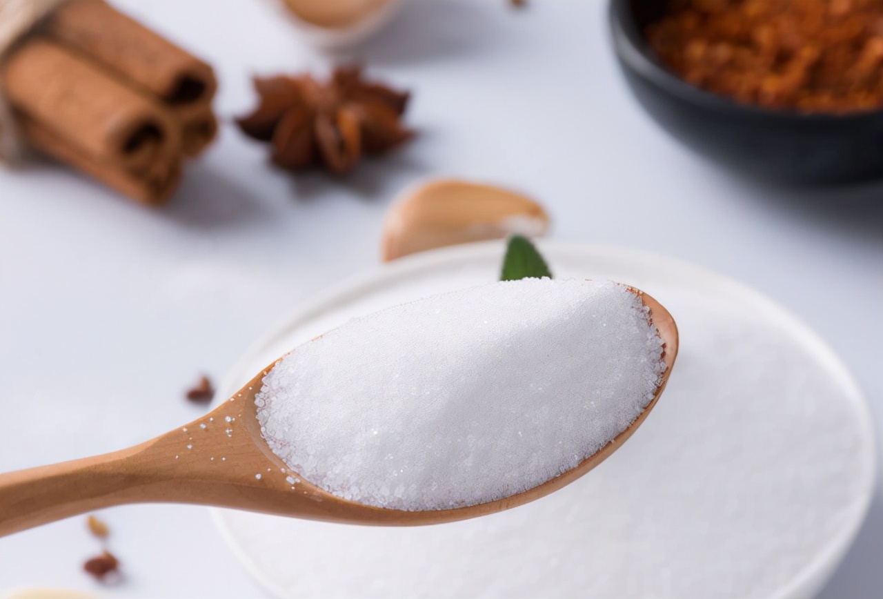 水煮蛋会引起“骨质疏松”？鸡蛋不能每天吃？医生为你详细解答