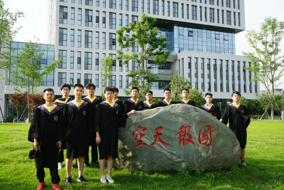 电子科大成都学院住宿（优秀真的会传染）