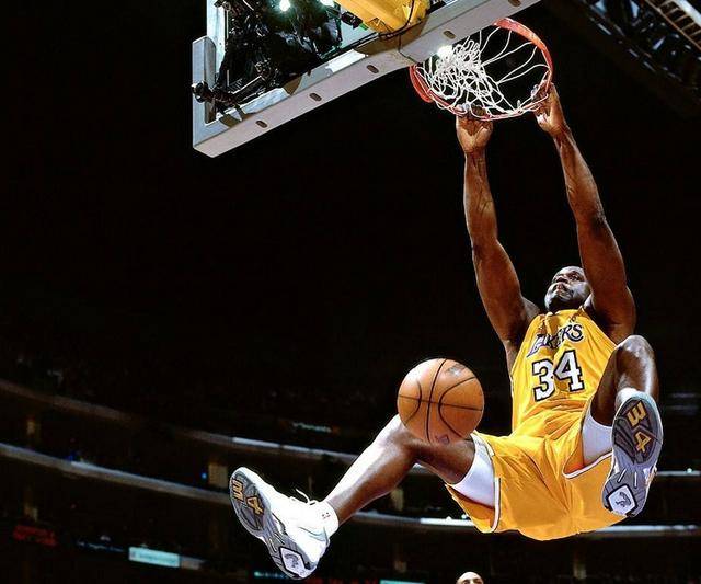 nba的球有哪些(nba兵器谱大盘点:落日神弓库里,屠龙