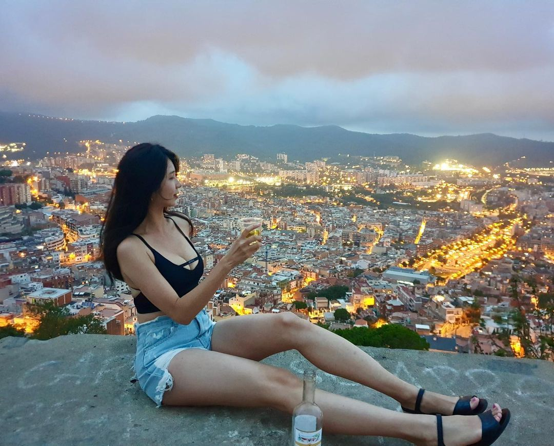 韩国普拉提教练，完美曲线搭配大长腿！拥有好身材秘籍是要运动