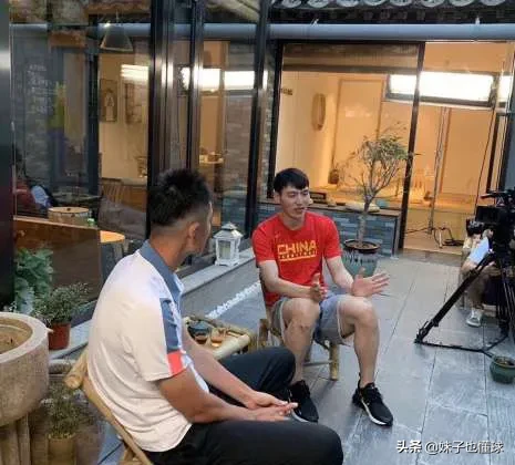 张振鳞为什么不娶nba(王仕鹏社交媒体暴怒，痛骂某前火箭球员耍大牌，他说的是周琦吗？)