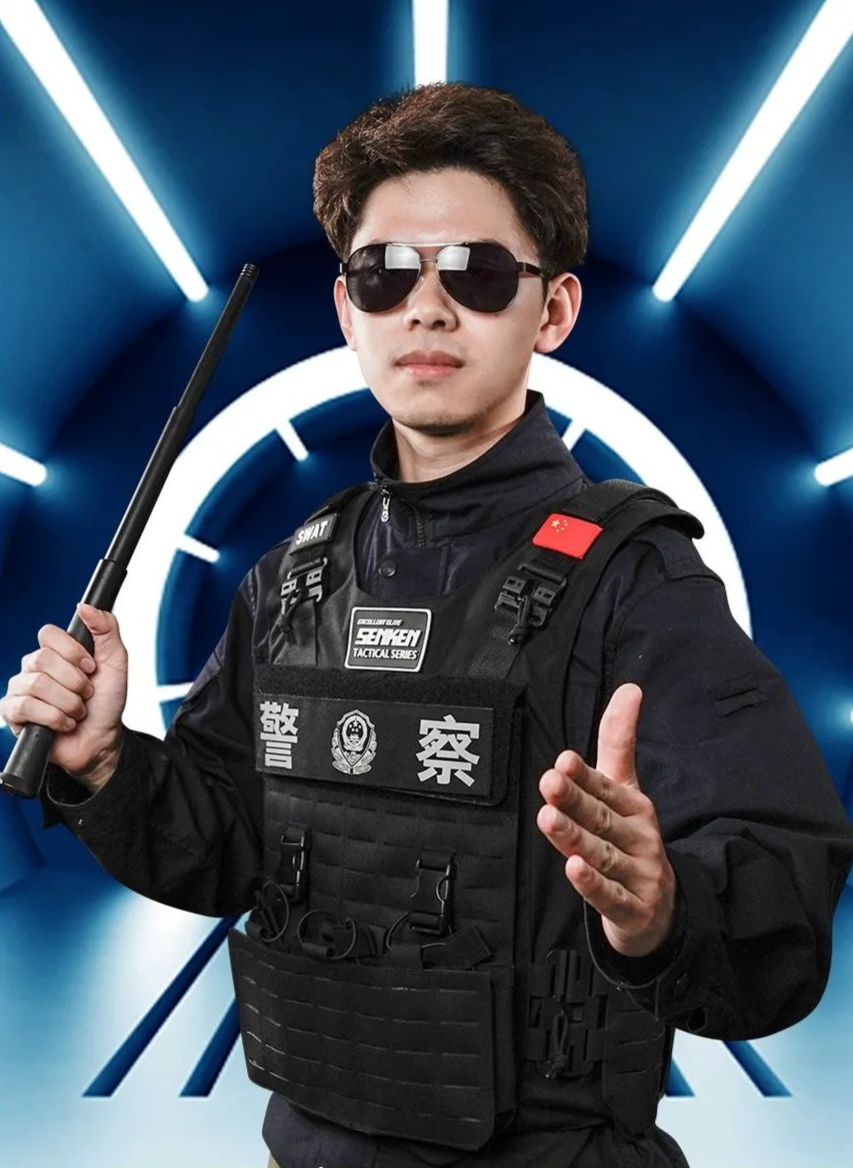 公安部列装的新型伸缩警棍,使用时应该有什么注意