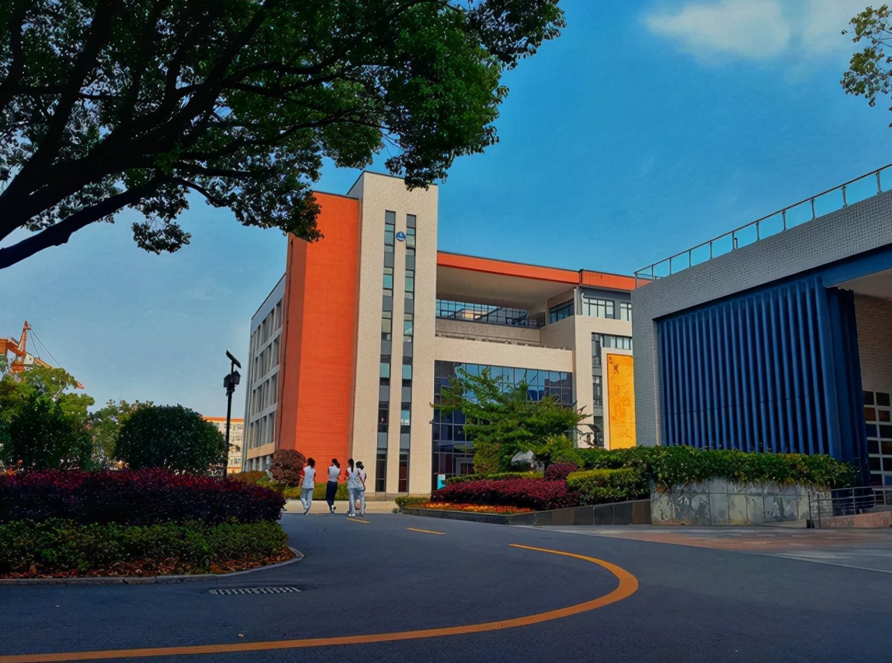 优秀！浙江12名学霸被清北提前录取，分别出自哪些重点高中？