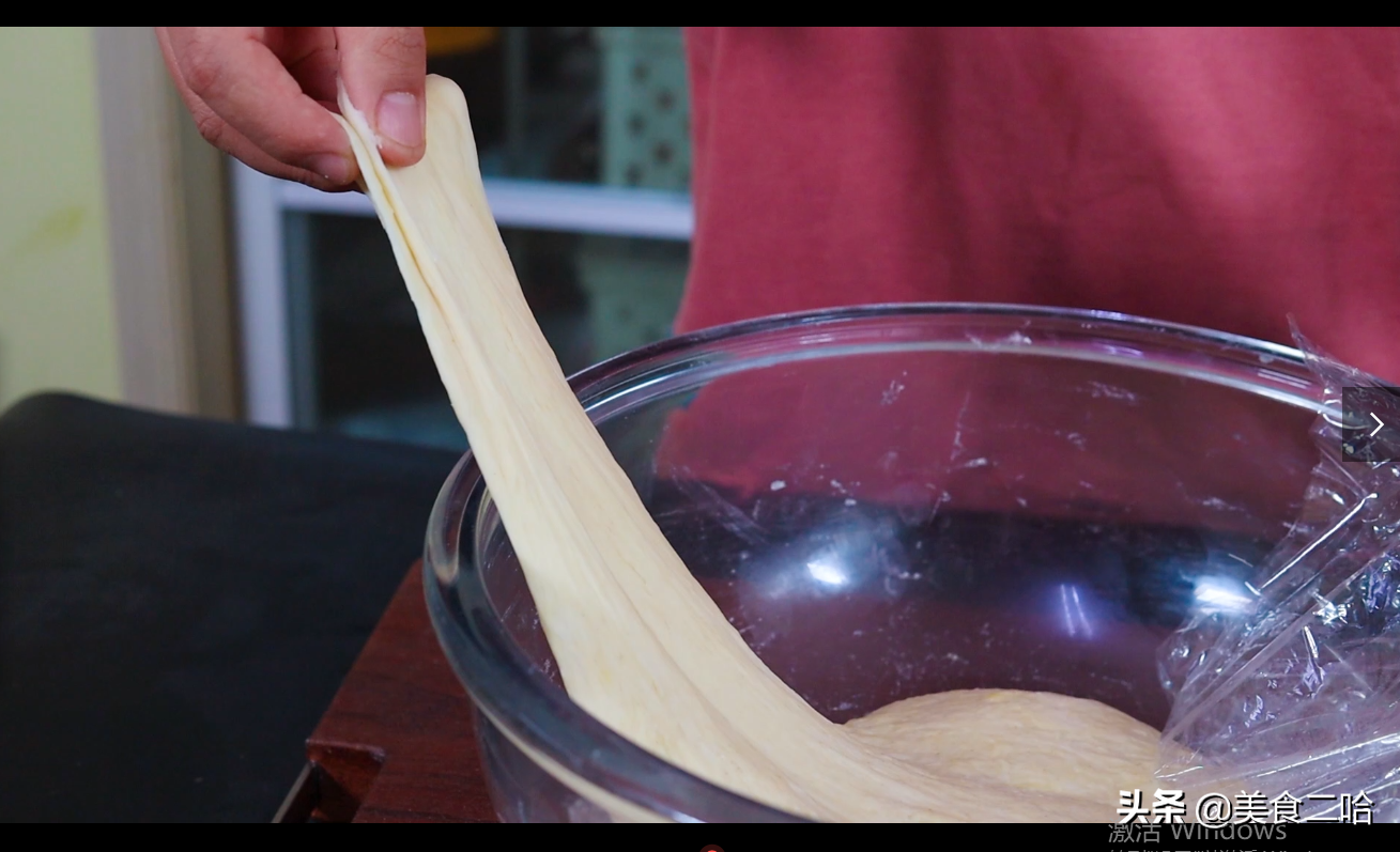 炸油条诀窍：从配方到手法全部详细讲解，保证炸出脆皮空心油条