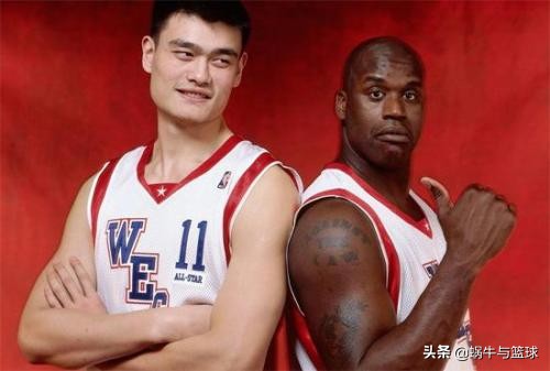 姚明为什么在nba一分未得(姚明在NBA打了8年，巅峰时不输任何内线，为何没有进过一阵？)