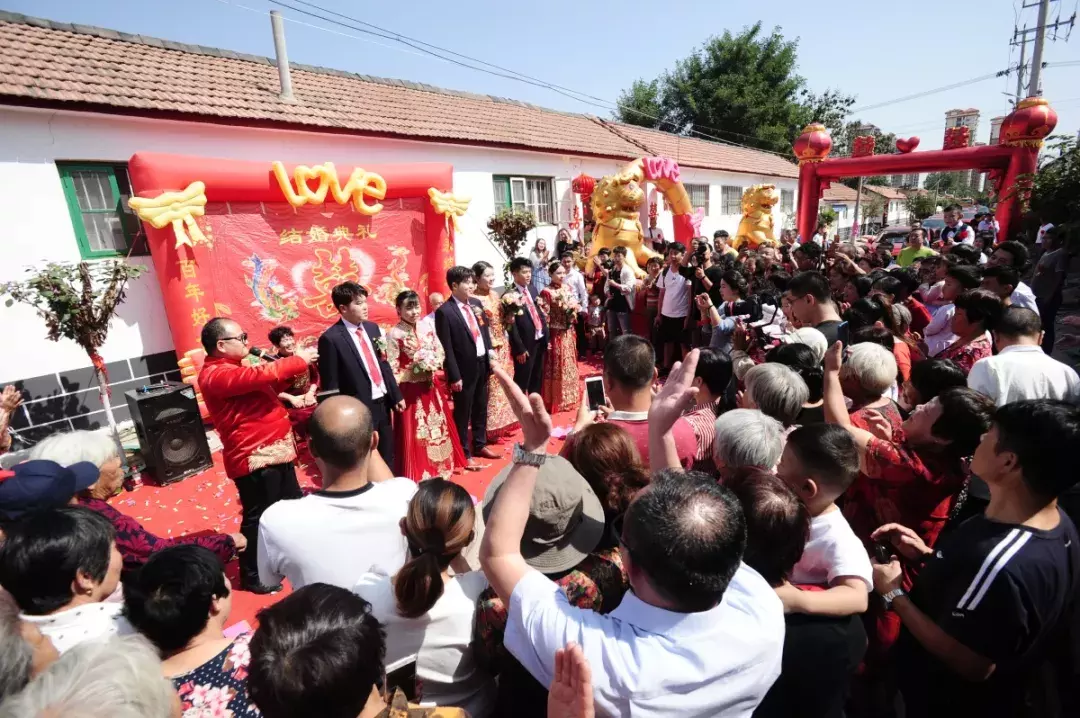 潍坊三胞胎考进同一所大学！高考分数连号！刚刚又同一天结婚！突然间，我又相信缘分了…