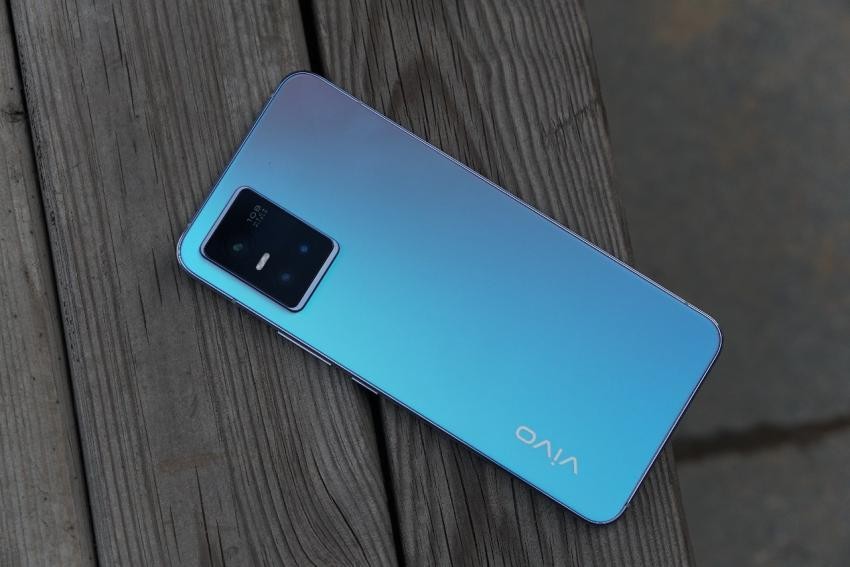 究竟什么才是年轻人想要的自拍？vivo S10 Pro深度评测