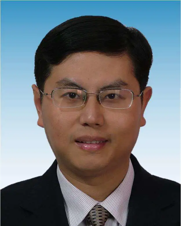 这两地人大常委会通过一批人事任免