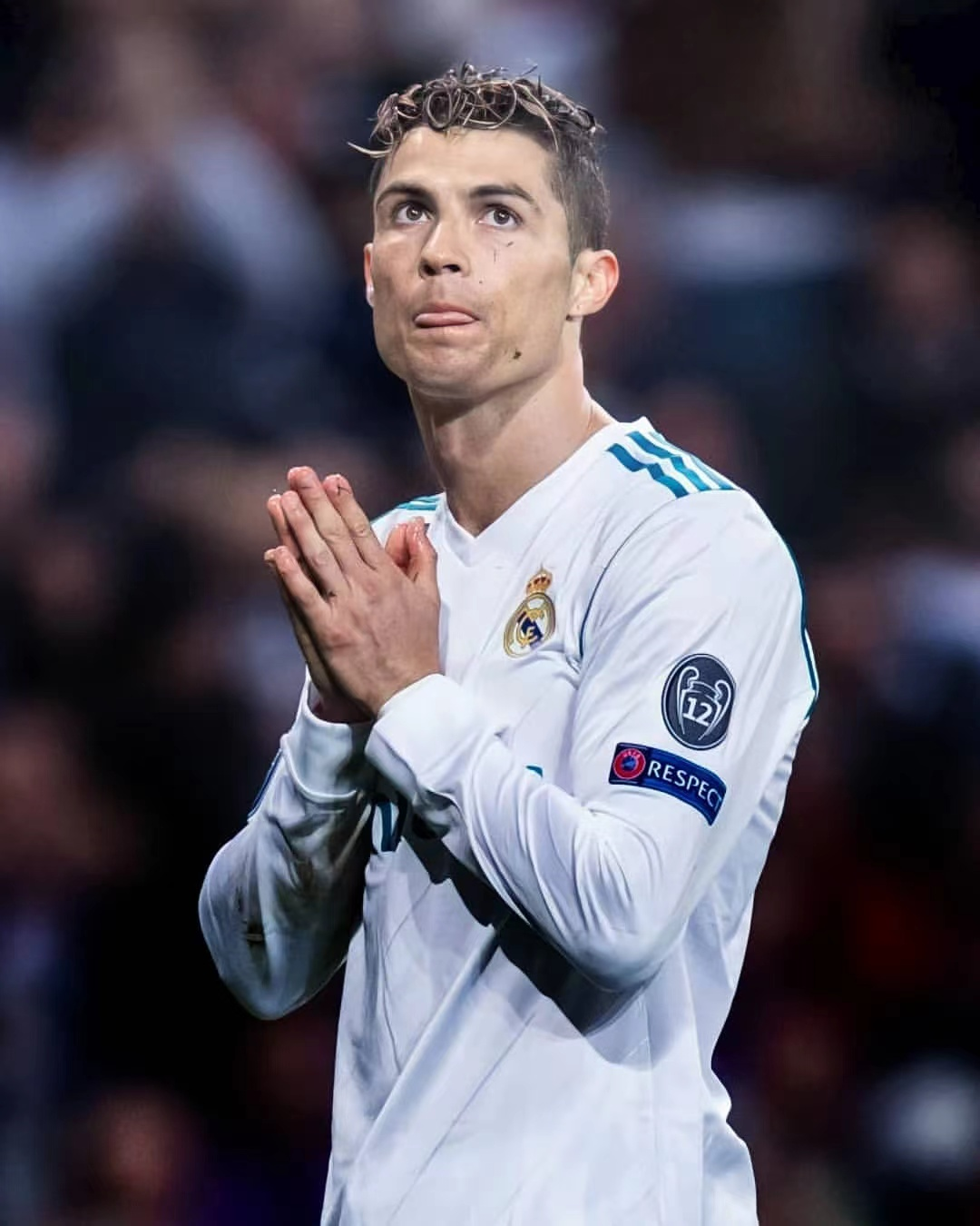 c罗超清壁纸4k全屏无水印红色("我接受失败 但我不会逃避"- c罗 第二