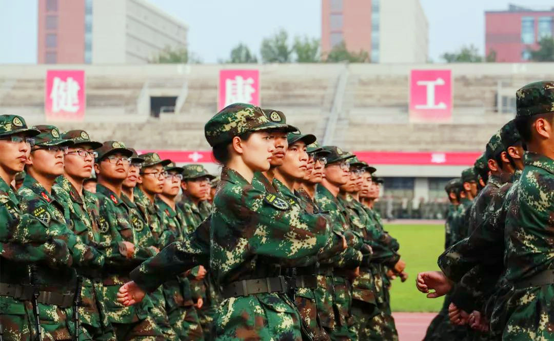 关于大学里的人际关系，学长有一些掏心窝子的话想跟各位新生说