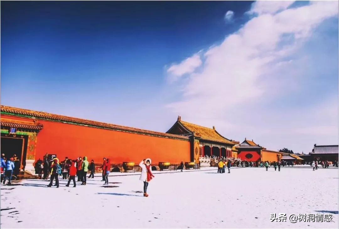 一场雪，一座城，一捧岁月，一段记忆