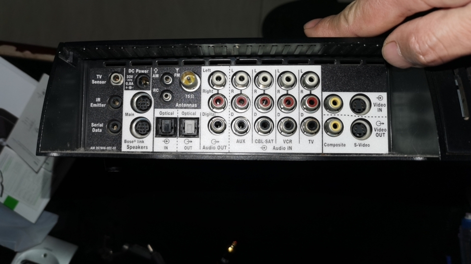 老功放和音响有很多音频接口,哪些适合接蓝牙适配器,用手机放歌