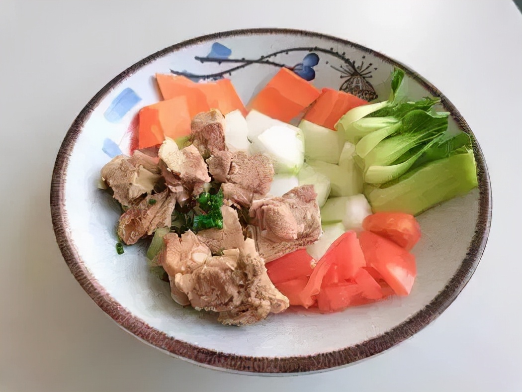 坐拥9幢餐饮大楼、24小时不打烊食堂！上海大学推出这一套餐，火上热搜！