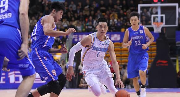 为什么nba快攻比cba快(未达顶级外援预期，林书豪谈4大原因，这正是CBA与NBA的差距？)