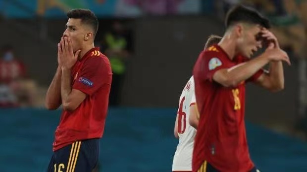 欧洲杯小组赛西班牙1∶1战平波兰 末轮面临出线“生死战”