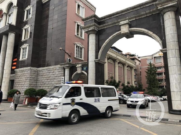 乐山女教师公园跑步遇害案开庭，被告求死刑拒悔罪