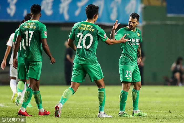 中超球员名字为什么用拼音（2019赛季中超球衣将印球员名字，球衣广告单季最多可更换三次）-趣拿体育