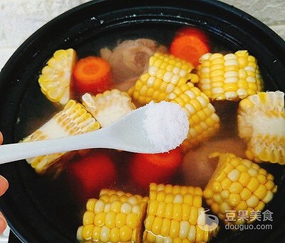为爱煲汤+ 玉米胡萝卜筒骨汤