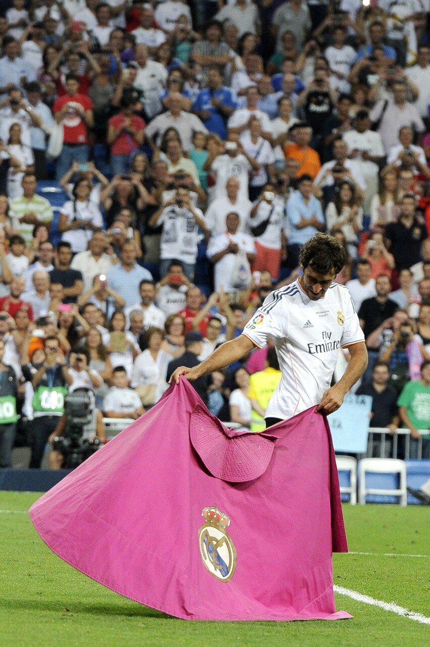 劳尔世界杯进球数量(永远的伯纳乌王子,指环王劳尔42岁生日快乐)