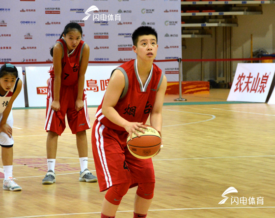 2018女篮世界杯李缘(U18女篮亚青赛中国勇夺六连冠 李缘28分闪耀全场)