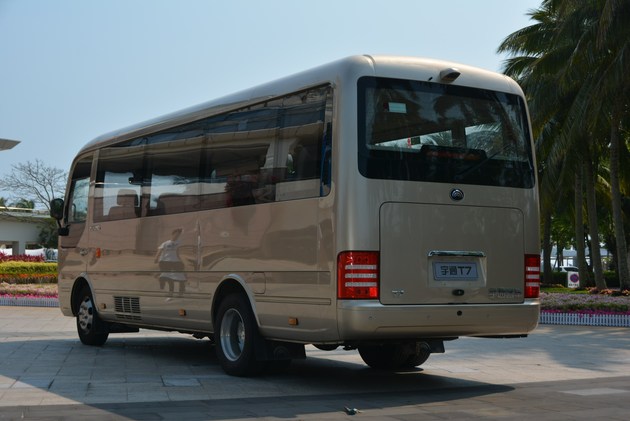 宇通T7 3.5T汽油版正式上市 售价48.58-78.58万元/推3款车型