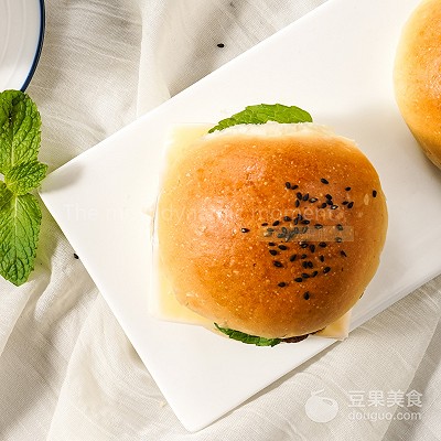 牛肉漢堡的做法,