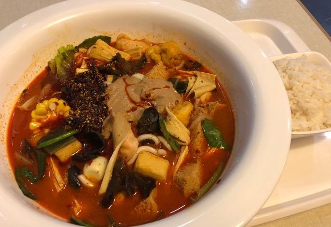 本周最低-4℃！冷冷冷的大西安，你需要这12碗味美鲜辣的红油冒菜！