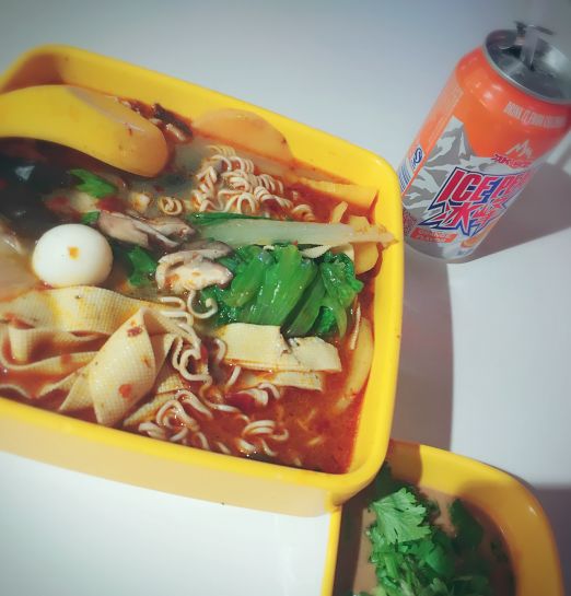 本周最低-4℃！冷冷冷的大西安，你需要这12碗味美鲜辣的红油冒菜！
