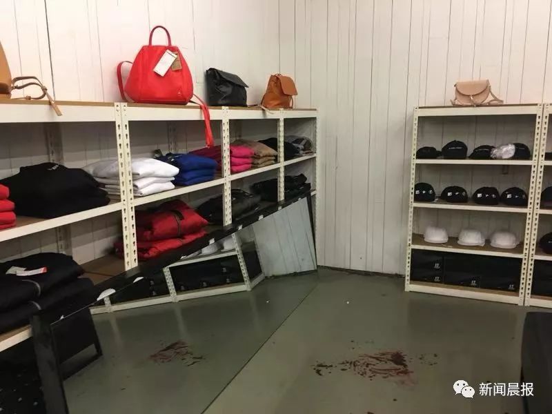 揪心！潮牌店试衣镜坠落，6岁女孩被砸身亡！