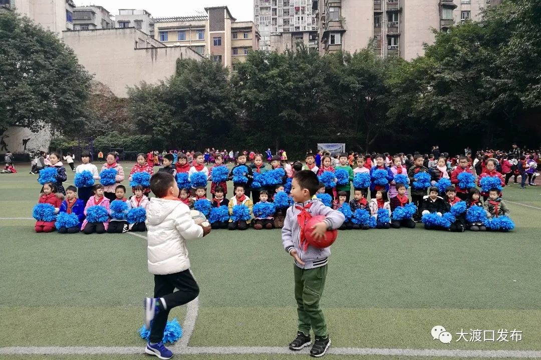 吵世界杯手抄报(直播预告｜下周一，大渡口区实验小学“我的足球世界杯”项目式学习闭幕式)