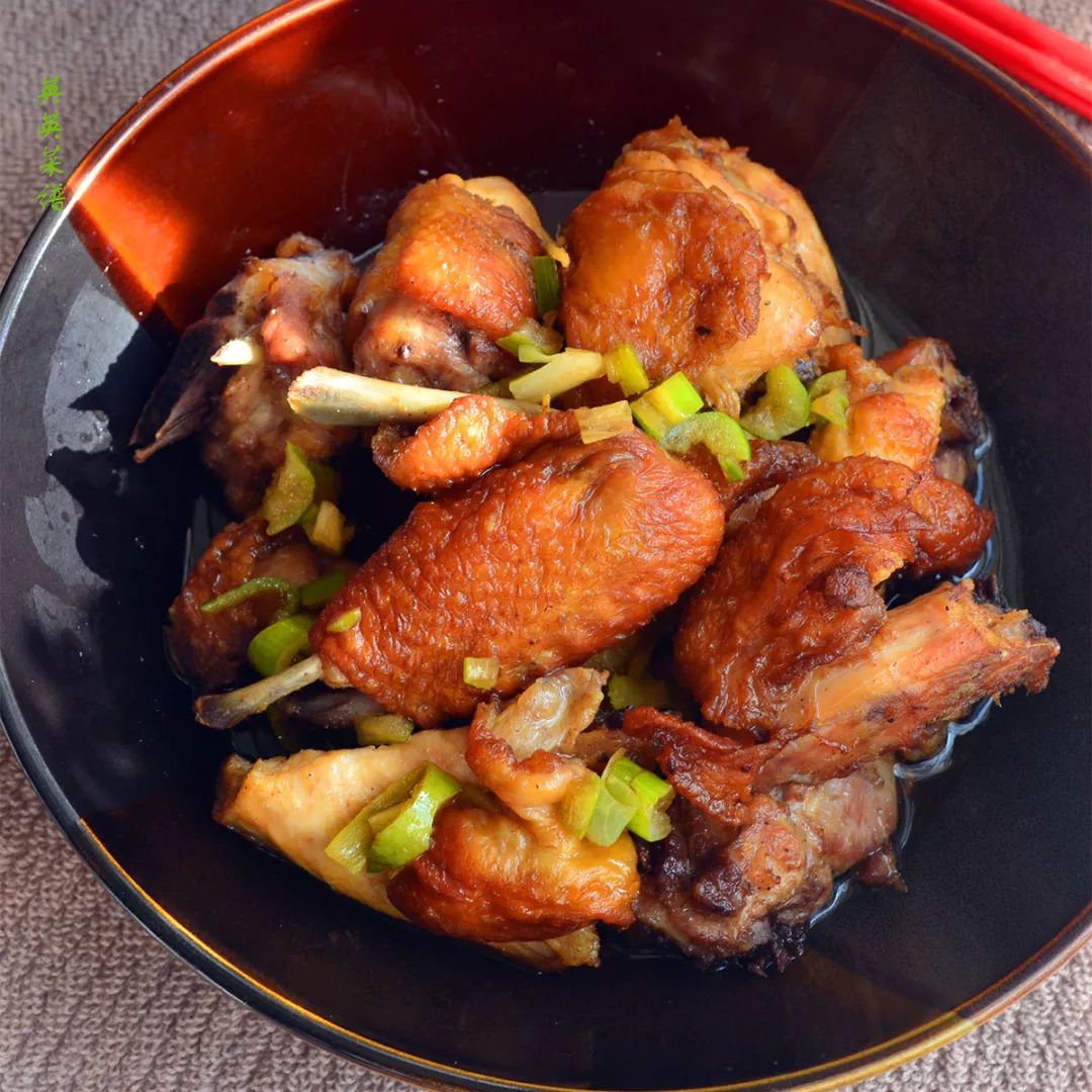 油淋仔鸡:鲜嫩味香,酸甜适口