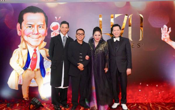 而这几部电影是一个名叫永盛电影公司出品的,这个影视公司是向华强和