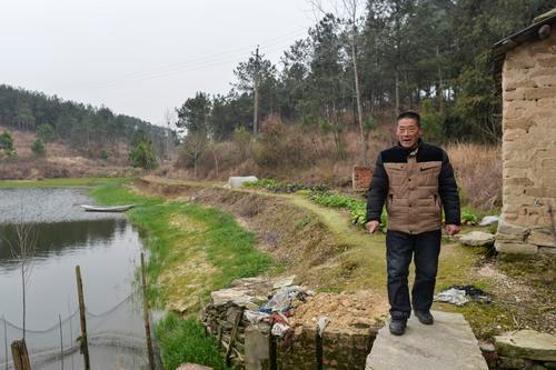 新洲区李集街建新村熊常东：从罹患重病到越挫越勇，健康扶贫让我后顾无忧