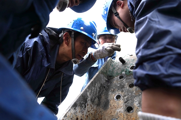 铁塔“华丽转身” 让路市政建设