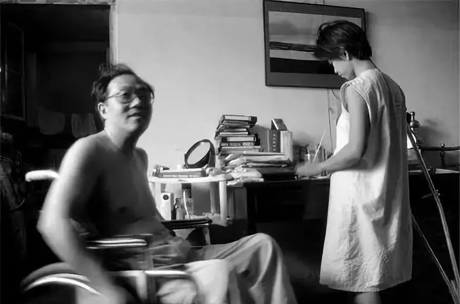 卡尔刘易斯史铁生（双腿和爱情二选一，我还是要选择爱情｜史铁生）