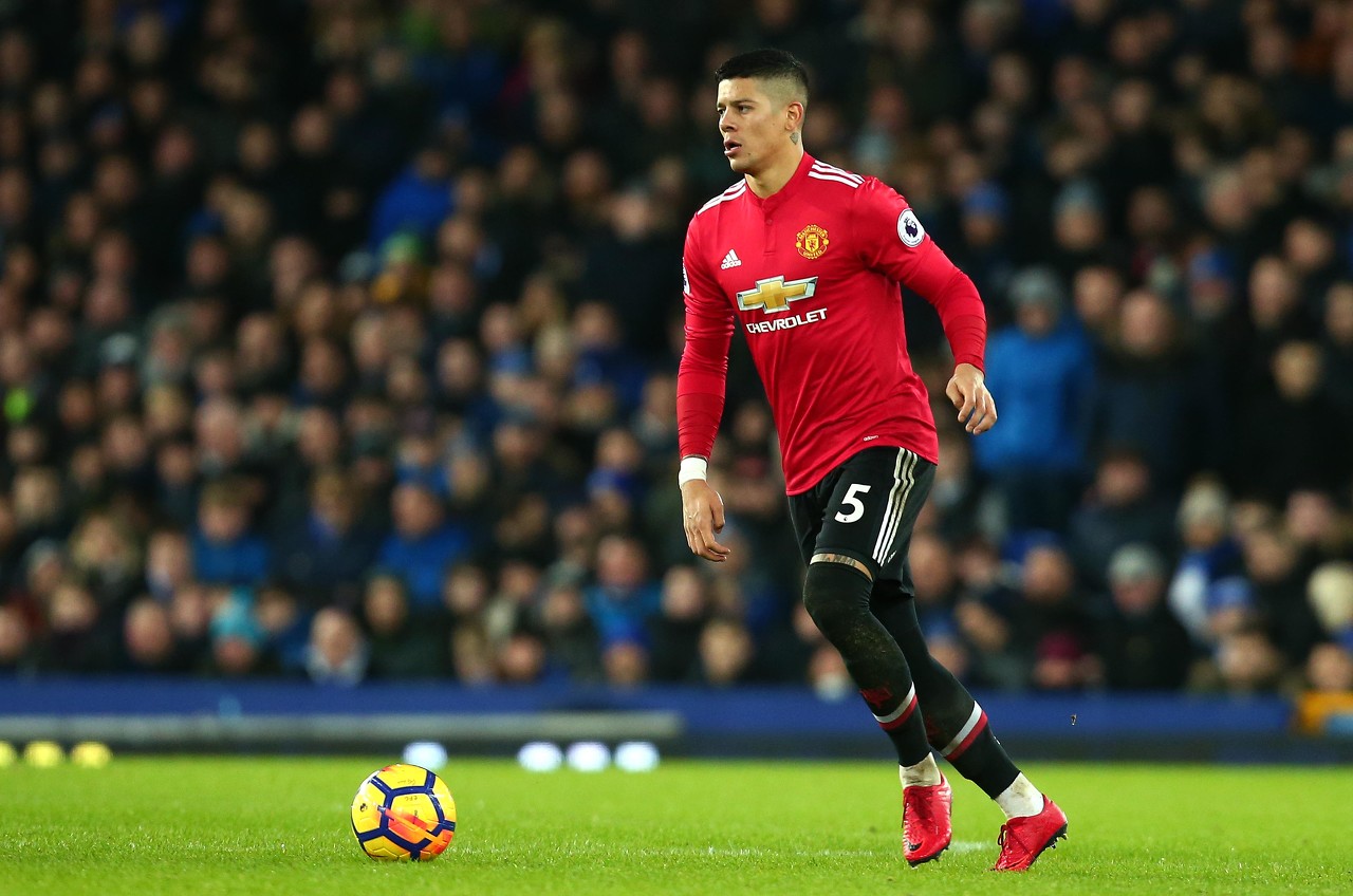 穆斯塔菲英超豪门（邮报盘点英超关窗后豪门可能离队球员：桑切斯在列）