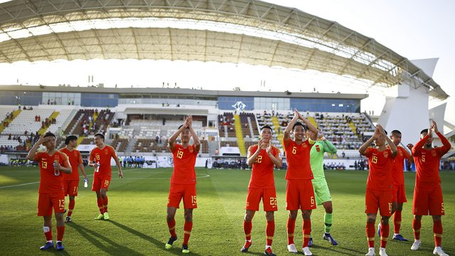 亚洲杯首战中国队2：1逆转战胜吉尔吉斯斯坦