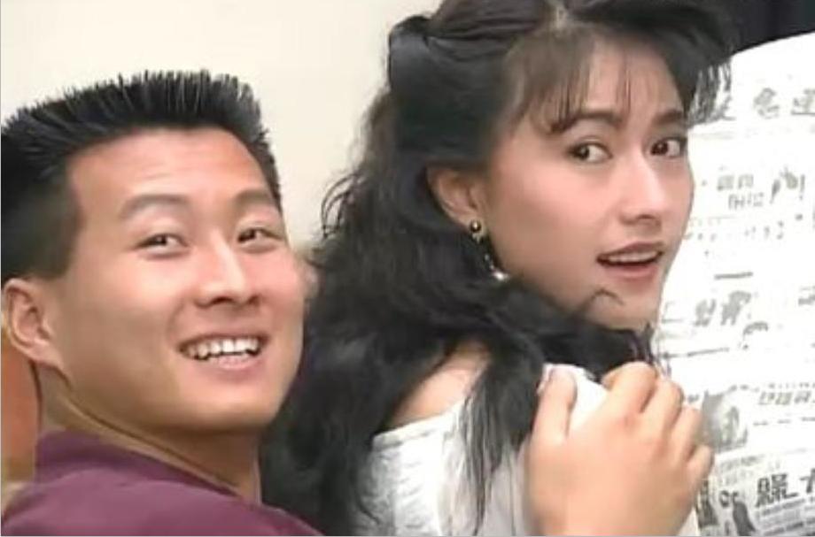 另一个曝光年龄的另一个戏剧有两个最美丽的印象“我在家里有一个仙女妻子”？